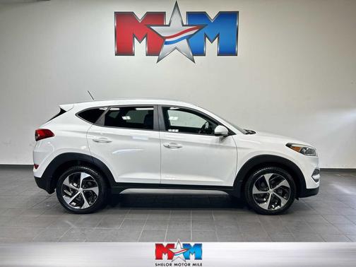 2017 Hyundai TUCSON Sport