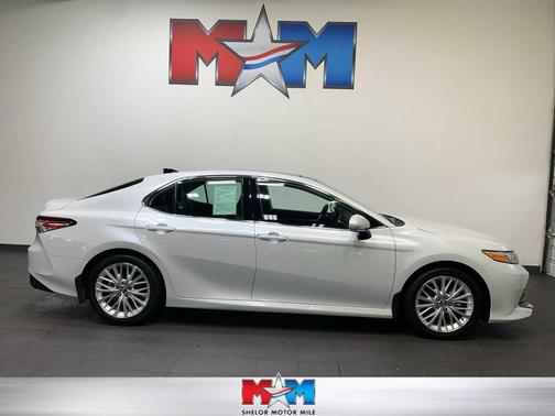 2020 Toyota Camry XLE