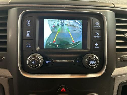 Granite Crystal Metallic Clearcoat 2018 RAM 1500 Express