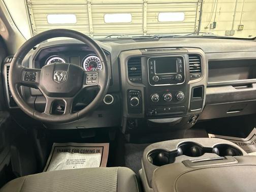 Granite Crystal Metallic Clearcoat 2018 RAM 1500 Express