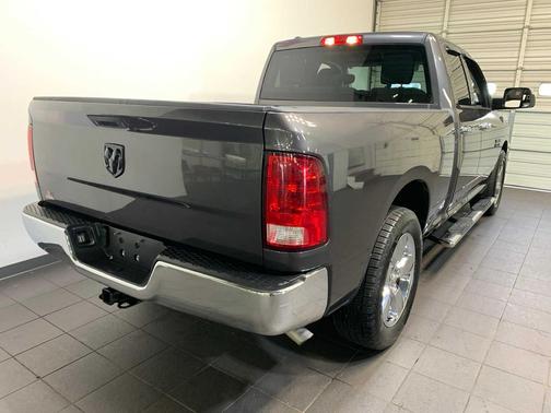 Granite Crystal Metallic Clearcoat 2018 RAM 1500 Express