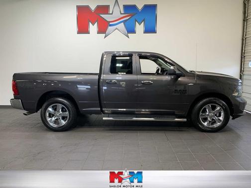 Granite Crystal Metallic Clearcoat 2018 RAM 1500 Express