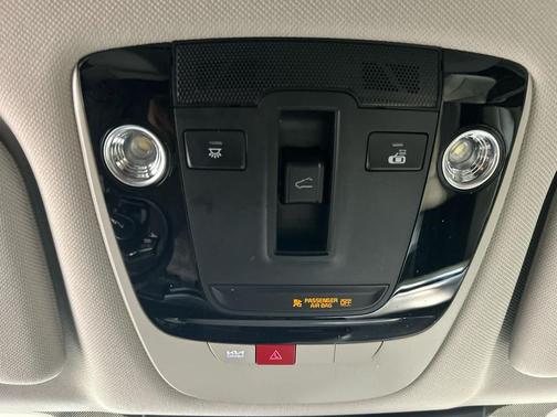 Snow White Pearl 2025 Kia Sorento Hybrid EX