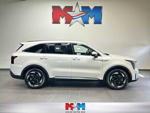 Snow White Pearl 2025 Kia Sorento Hybrid EX