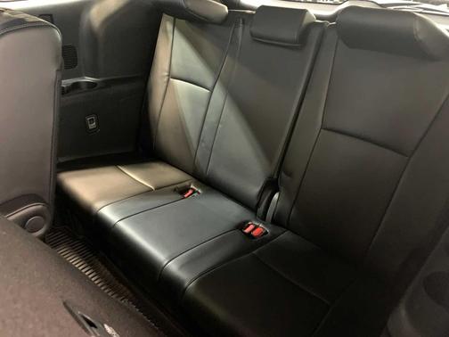 2024 Toyota Highlander Hybrid XLE