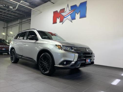Alloy Silver Metallic 2020 Mitsubishi Outlander LE S-AWC