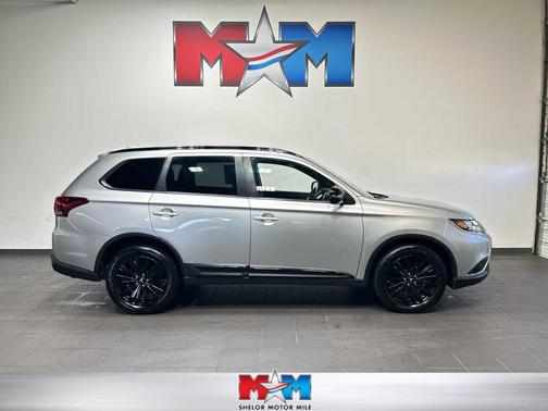 Alloy Silver Metallic 2020 Mitsubishi Outlander LE S-AWC