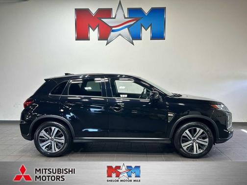 Labrador Black Pearl 2025 Mitsubishi Outlander Sport 2.0 ES