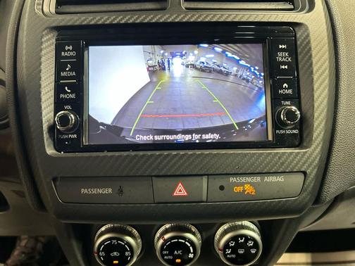 Labrador Black Pearl 2025 Mitsubishi Outlander Sport 2.0 ES