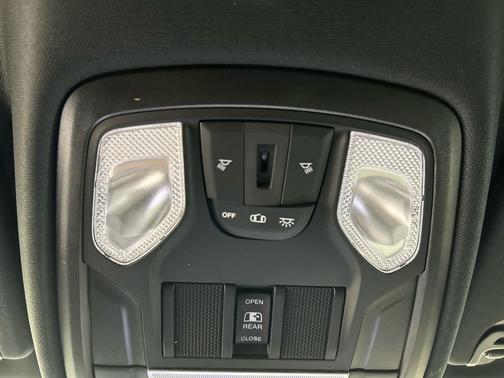 Billet Silver Metallic Clearcoat 2022 RAM 1500 Big Horn/Lone Star