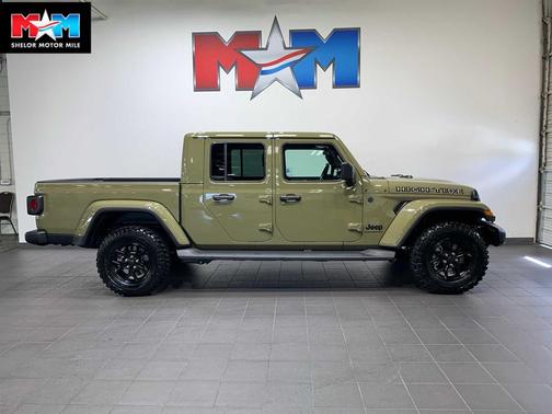 2025 Jeep Gladiator High Tide