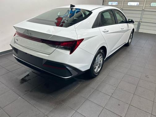 Serenity White Pearl 2026 Hyundai ELANTRA SE