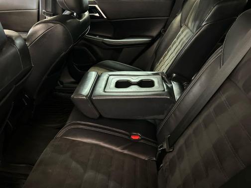 Black Diamond 2022 Mitsubishi Outlander SE 2.5 S-AWC