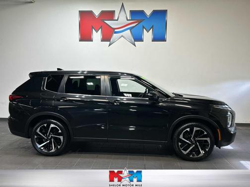 Black Diamond 2022 Mitsubishi Outlander SE 2.5 S-AWC