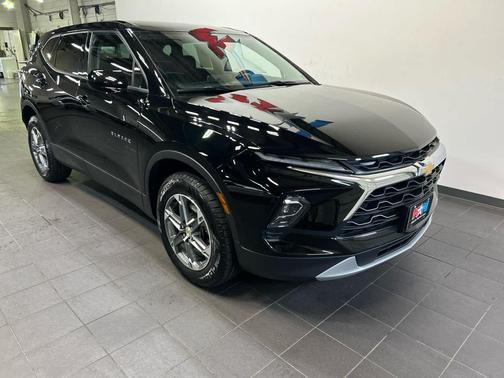 Black 2025 Chevrolet Blazer 2LT