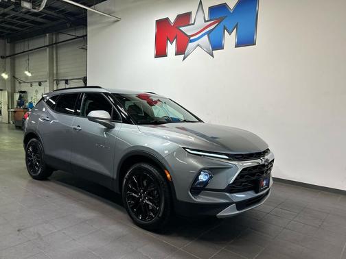 Sterling Gray Metallic 2024 Chevrolet Blazer 2LT