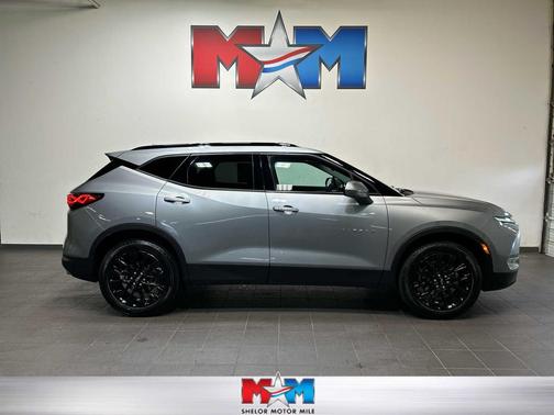 Sterling Gray Metallic 2024 Chevrolet Blazer 2LT