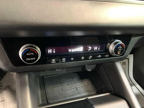 2024 Mitsubishi Outlander ES 2.5 S-AWC