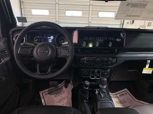 2025 Jeep Gladiator High Tide