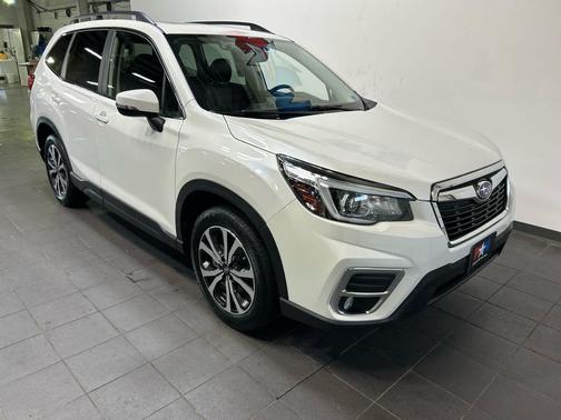 Crystal White Pearl 2019 Subaru Forester Limited