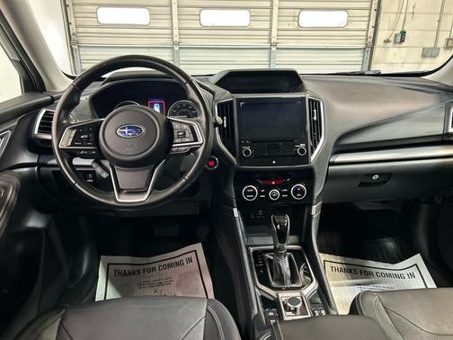 Crystal White Pearl 2019 Subaru Forester Limited