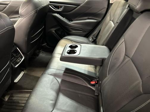 Crystal White Pearl 2019 Subaru Forester Limited