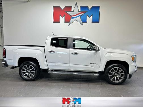 Summit White 2018 GMC Canyon Denali