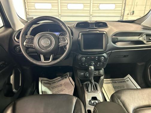 Bikini Metallic Clearcoat 2022 Jeep Renegade Limited