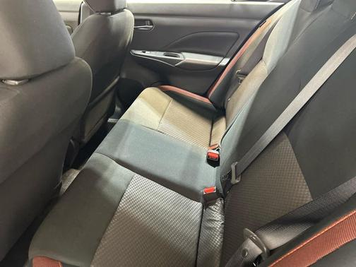 Gun Metallic 2025 Nissan Versa 1.6 S