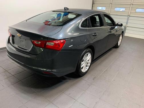 2017 Chevrolet Malibu 1LT