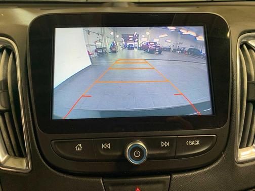 2017 Chevrolet Malibu 1LT