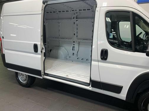 2026 RAM ProMaster 1500 Base