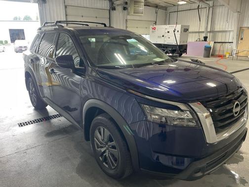 Deep Ocean Blue Pearl 2024 Nissan Pathfinder SV 4WD