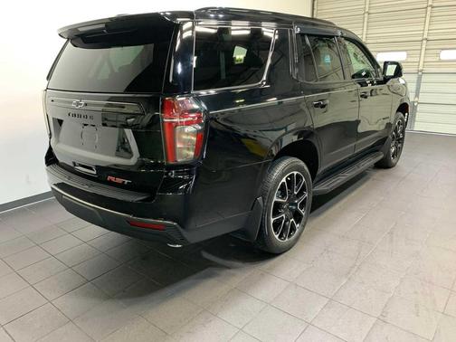 2022 Chevrolet Tahoe 4WD RST
