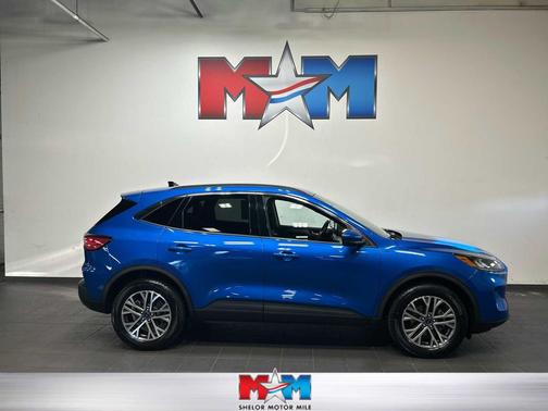 Velocity Blue Metallic 2020 Ford Escape SEL