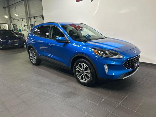 Velocity Blue Metallic 2020 Ford Escape SEL