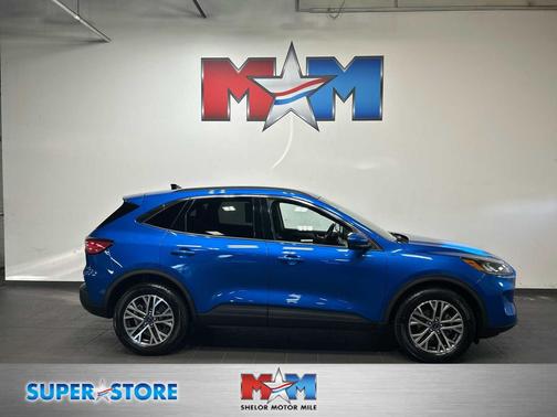 Velocity Blue Metallic 2020 Ford Escape SEL