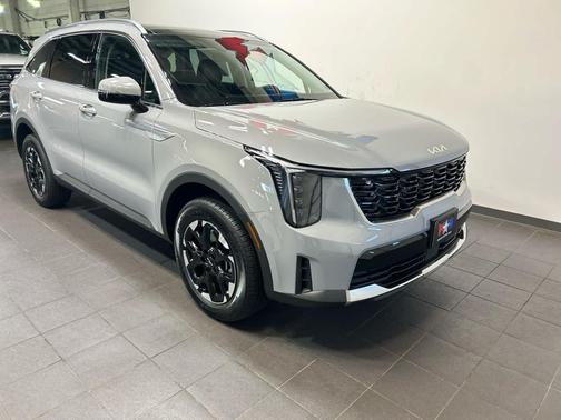 Wolf Gray 2026 Kia Sorento S