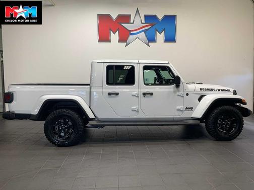 2025 Jeep Gladiator High Tide