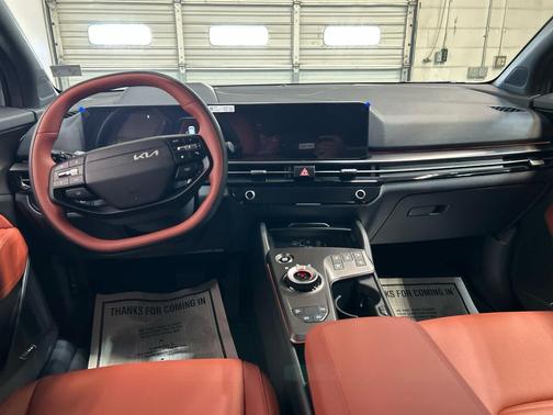 Wolf Gray 2026 Kia Sportage Hybrid SX-Prestige