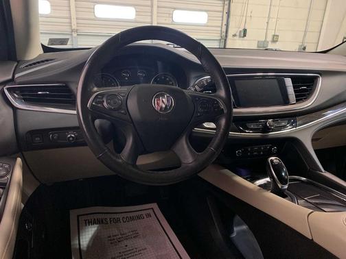 2020 Buick Enclave Essence