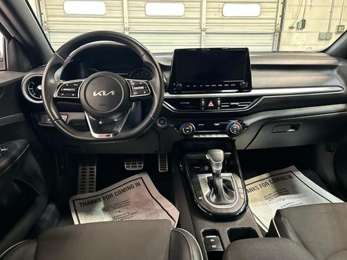 Snow White Pearl 2024 Kia Forte GT-Line
