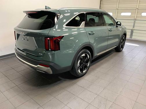 2025 Kia Sorento Hybrid EX