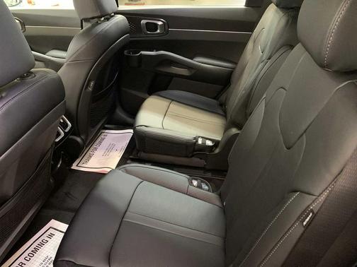 2025 Kia Sorento Hybrid EX