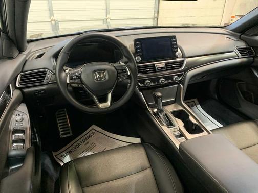 Crystal Black Pearl 2022 Honda Accord Sport 1.5T