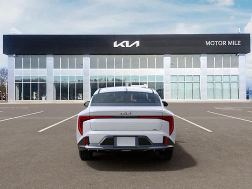SNOW WHITE 2026 Kia K4 GT-Line