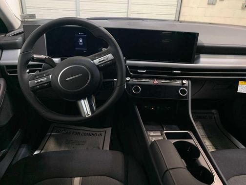2026 Hyundai SONATA SEL