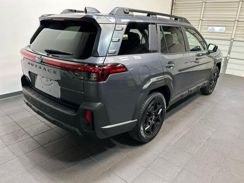 MAGNETITE GRAY 2026 Subaru Outback Limited