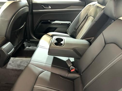 Snow White Pearl 2026 Kia K5 GT-Line AWD