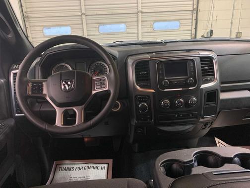 2024 RAM 1500 Classic Warlock Crew Cab 4x4 5'7' Box